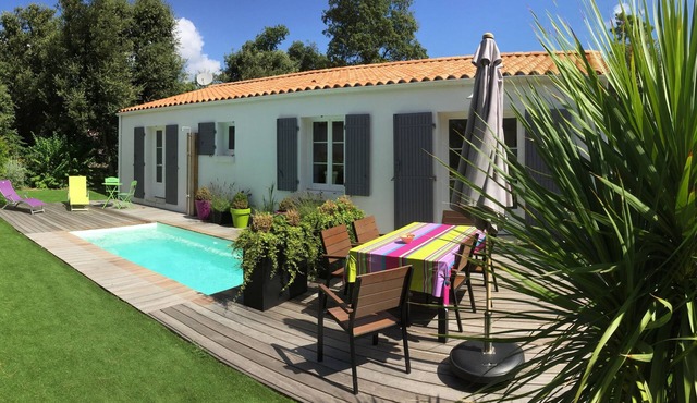 House with pool in Vert Bois 5 minutes from the beach by bike