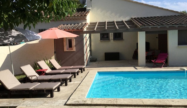 House with pool, Mouries Alpilles Provence 6 persons