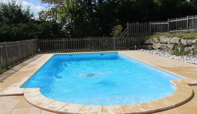 House with pool near Dordogne and Lascaux