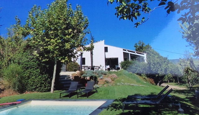 House with pool on Lake St Croix, Gorges du Verdon