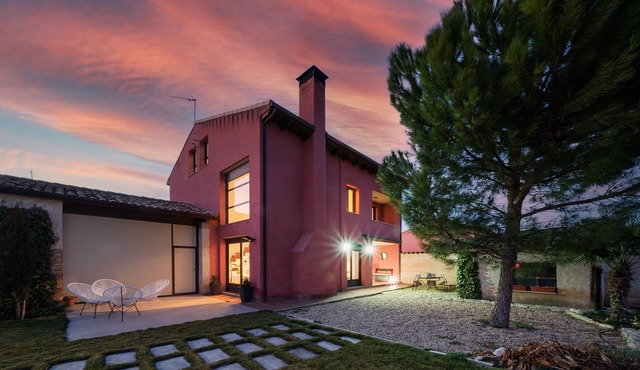 House with private pool in Aranda de Duero