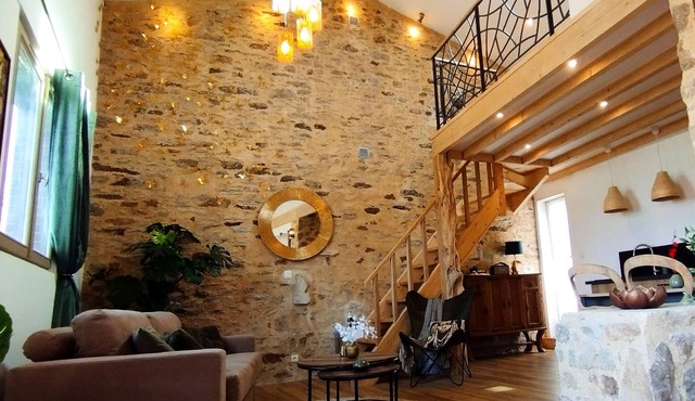 House with private hammam in the peace of the countryside