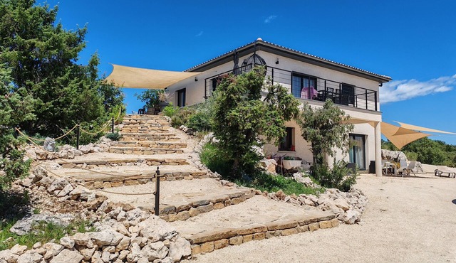 House with private Jacuzzi
