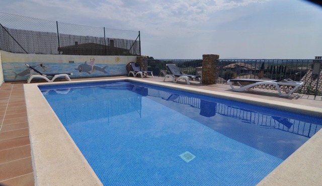 House with private pool, wifi, barbecue