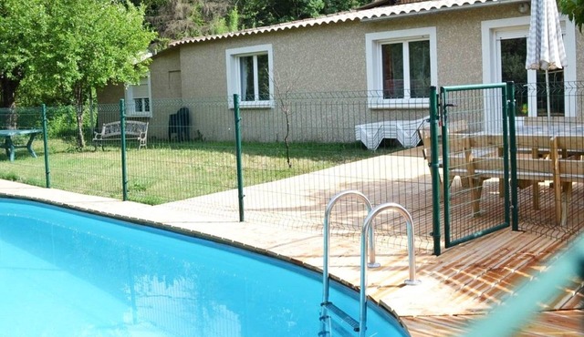 House with private pool up to 10 people