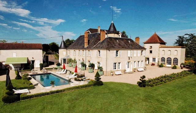 House with swimming pool 5 bedrooms 10 persons