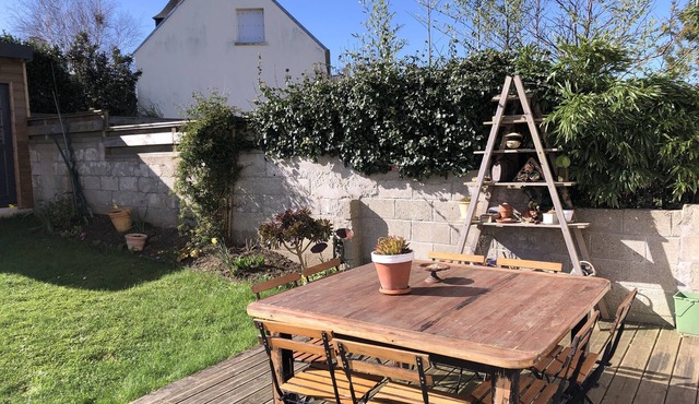 House with sea view, near beach and town center.