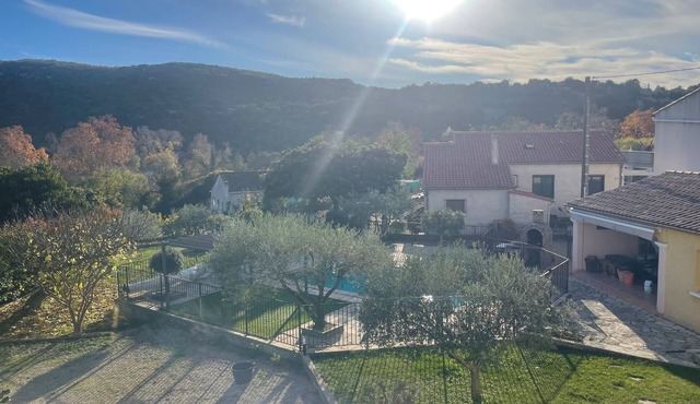 House with secure swimming pool at the foot of the Cévennes mountains