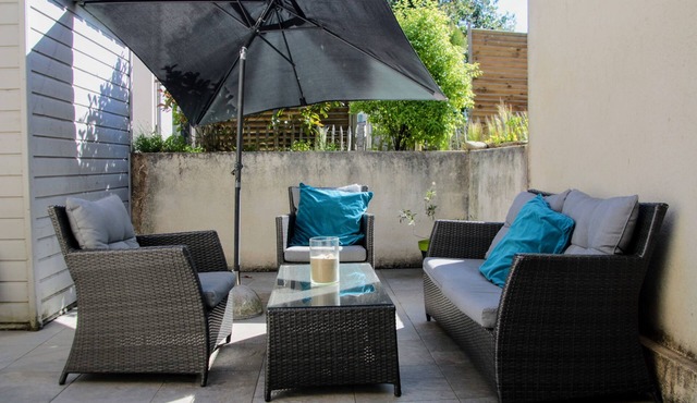 House with shared pool 3.5 km from the beach