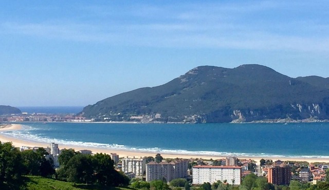 House with spectacular views of the Bay