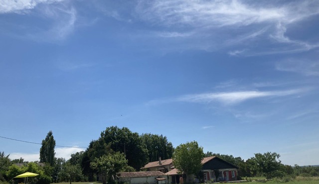 House with swimming pool in a serene natural setting. Summer-Winter