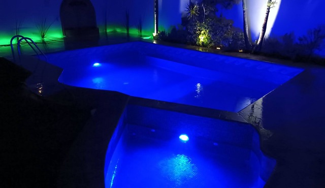 HOUSE WITH SWIMMING POOL IN CUAUTLA DOWNTOWN