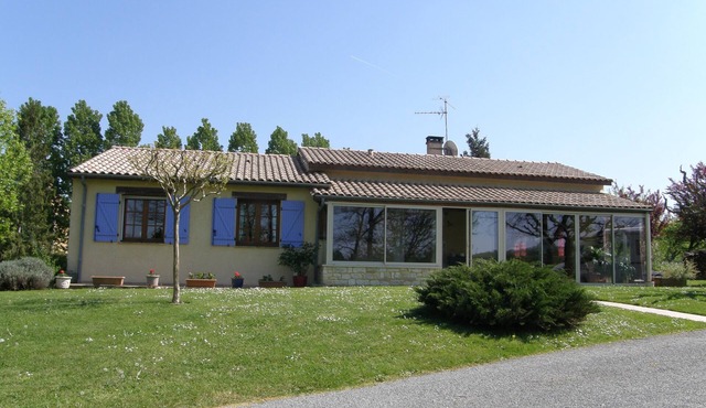 House with swimming pool.