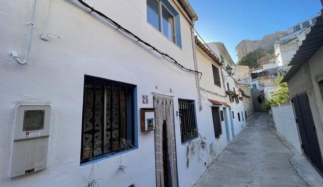 House with terrace and views. Brand new in the middle of nature