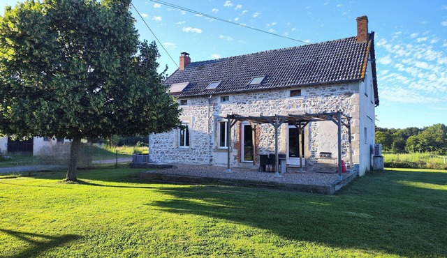 House with Valley view, XXL Spa, billiards & pinball machine