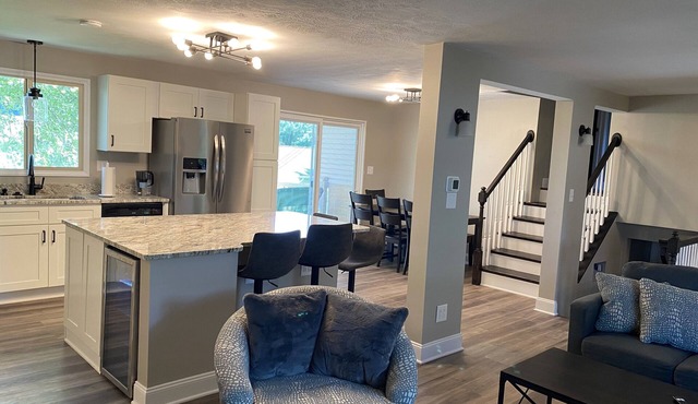 House with yard-walk to Stadium and Evansdale Campus and 10 minutes to Downtown!