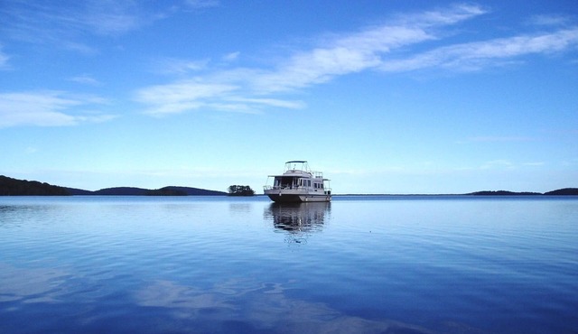 Houseboat Hire Myall Lakes National Park NSW