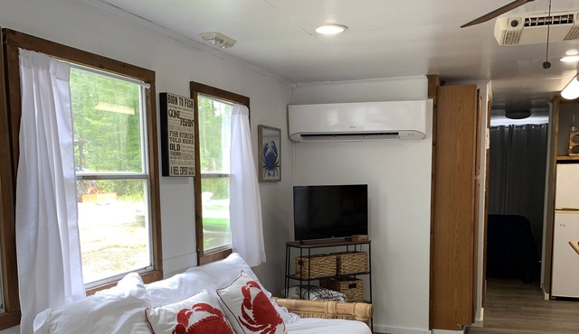 Houseboat retreat!