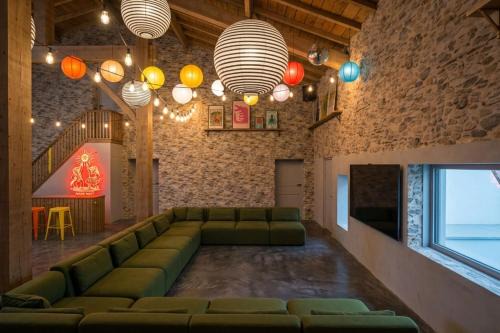 Housepark Duras 45 Guests Padel 2 Pools in&out Pyrenees Views