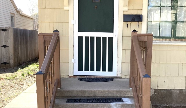 Houston Whiteside Cottage