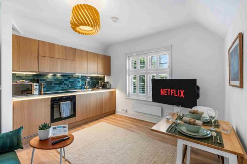 Hove Sunrise By My Getaways