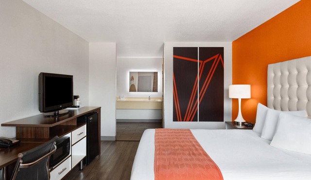 Howard Johnson by Wyndham Modesto Ceres