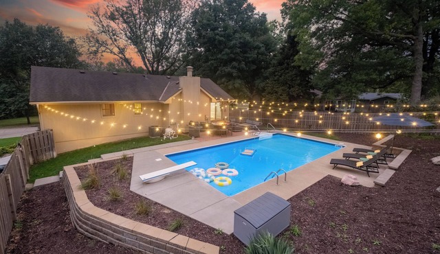 Howdy Haven! Pool | Hot Tub | Game Room | Karaoke | Theater