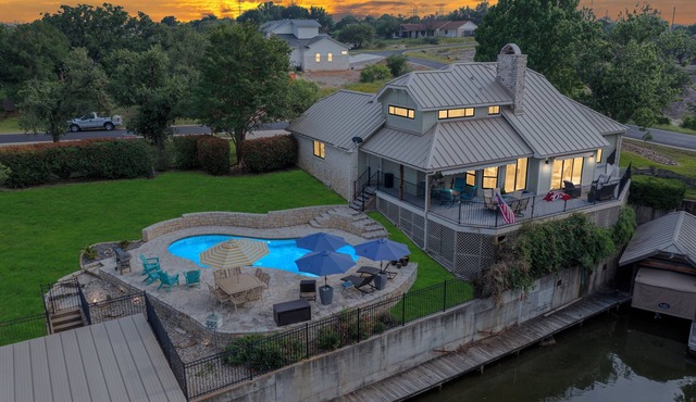 Howdy House @HSB Waterfront Private Pool Day Docking 4 BD/3BA for 12