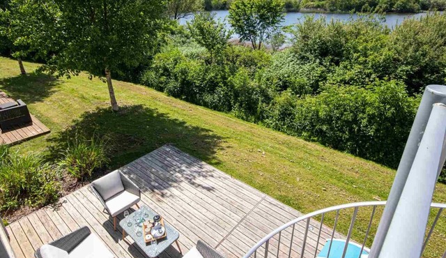 Howells Mere 70, Sunnybank