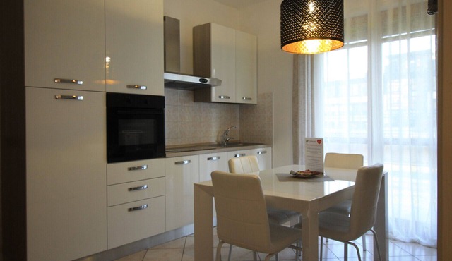 HQ Aparthotel Milano Inn Smart Suites - Comfort Apartment with 2 Bedrooms
