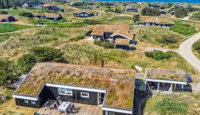 "Hrefna" - 500m from the sea by Interhome