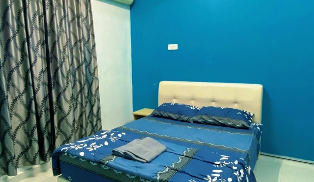 HS-Stay Here with 3 bedrooms and 2 bathrooms