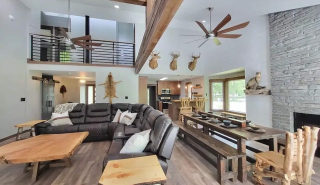 Hse Nr Lk George+Saratoga Tace Trck w/HotTub+Pool