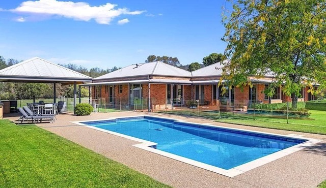 Hubbard Hill Yarra Glen Oasis: 4-Bdrm Home with Pool & Stunning Valley Views