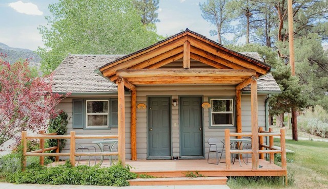 Huckleberry Hideout Cabin
