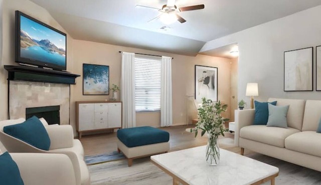 Hudson Central Haven w/King Beds