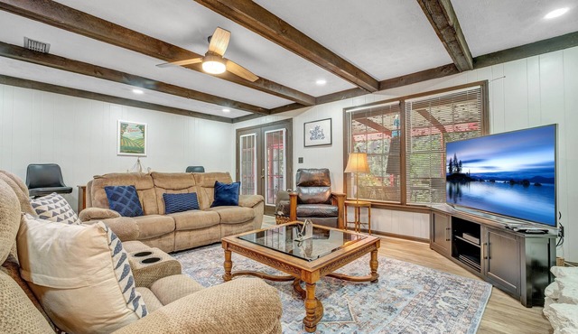 Hudson Manor (4-Bedroom Home) by RedAwning