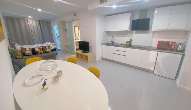 HUG HOTEL2022