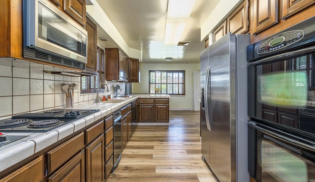 Huge 2700 S.F. East Sac Home with New Pool, Hot Tub & Games