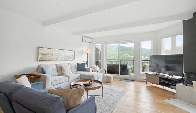 Huge 3 Bedroom Condo with a View