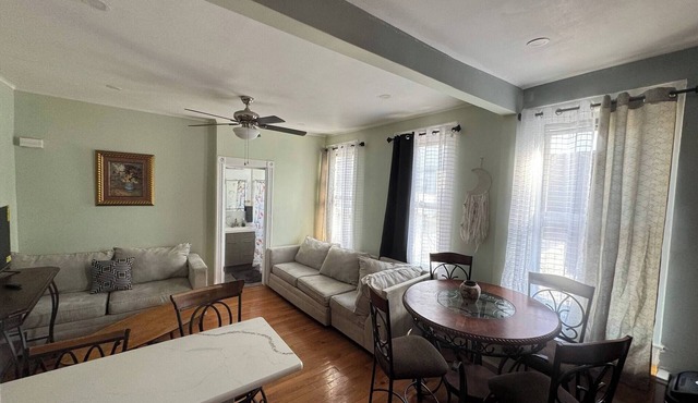 Huge 3 Bedrooms Apt 15 Minutes to NY City