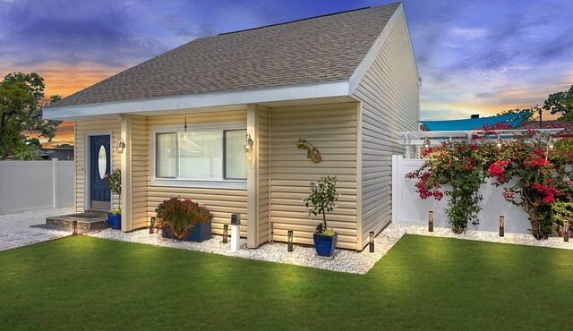 Huge 3BR w/KING Bed- for Groups, Business, Medical Stays-Wifi-Pool-Pets-Moffitt