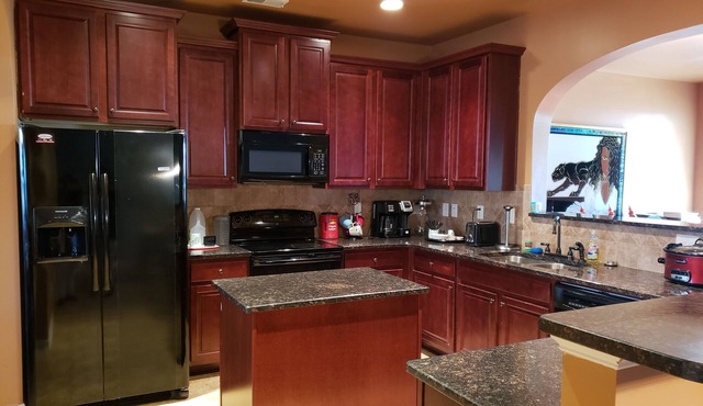 Huge 5 Bdrm Home Minutes To Downtown Augusta, Georgia.