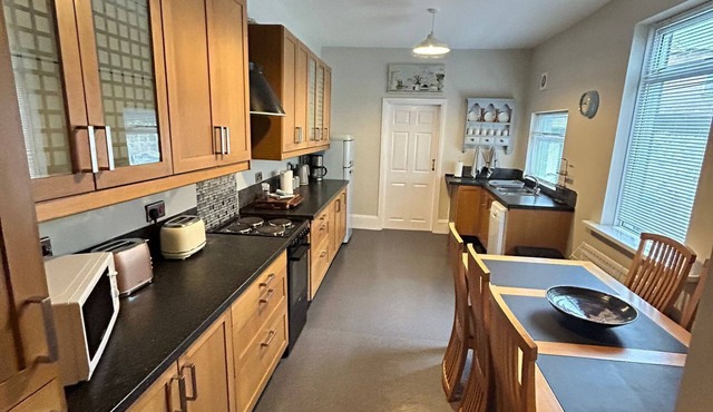 Huge 5 bed on the edge of Shildon