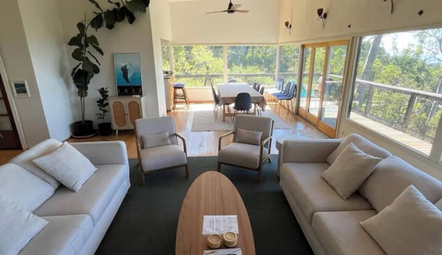 Huge 5 bedroom 3 bath Sweeping Bay Views Home Nestled in Oakland Hills.