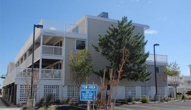 Huge 5 Bedroom/Ocean Views/Pool/Now Accepting Bookings for 2026