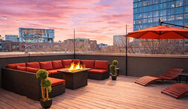 Huge 5BR Heart of Fulton Market, Duplex of dreams