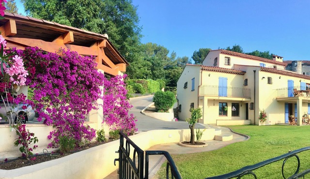 Huge apartment with stunning views