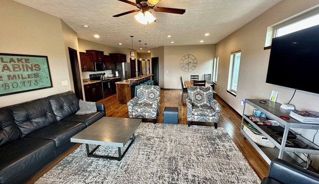 Huge, Clean, Beautiful New House at Bridges Bay Okoboji Resort! TONS of space!