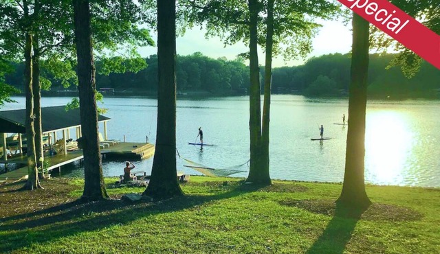 HUGE cove, DEEP water, KAYAKS, SUPs, fire pit & game room